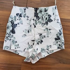 The Vintage Shop Small Floral Short Shorts